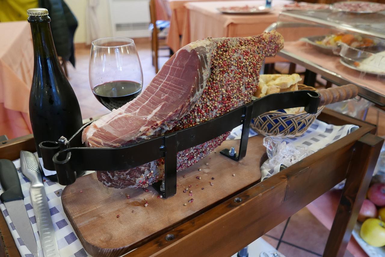Affittacamere B&B Trattoria Della Posta Maissana ภายนอก รูปภาพ